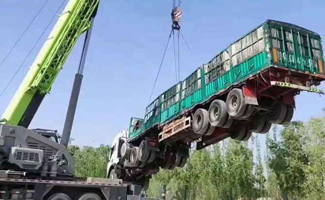 故城道路脱困救援案例